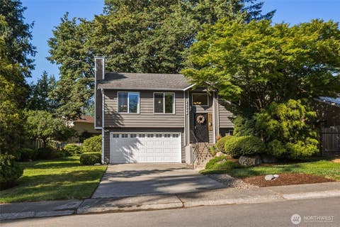 Photo of 15328 SE 179th Street, Renton, WA 98058 (MLS # 2558809)