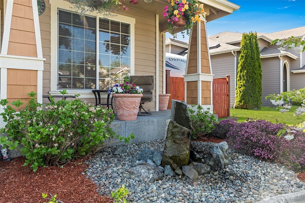 Photo of 1515 Daffodil Avenue NE, Orting, WA 98360 (MLS # 2496812)