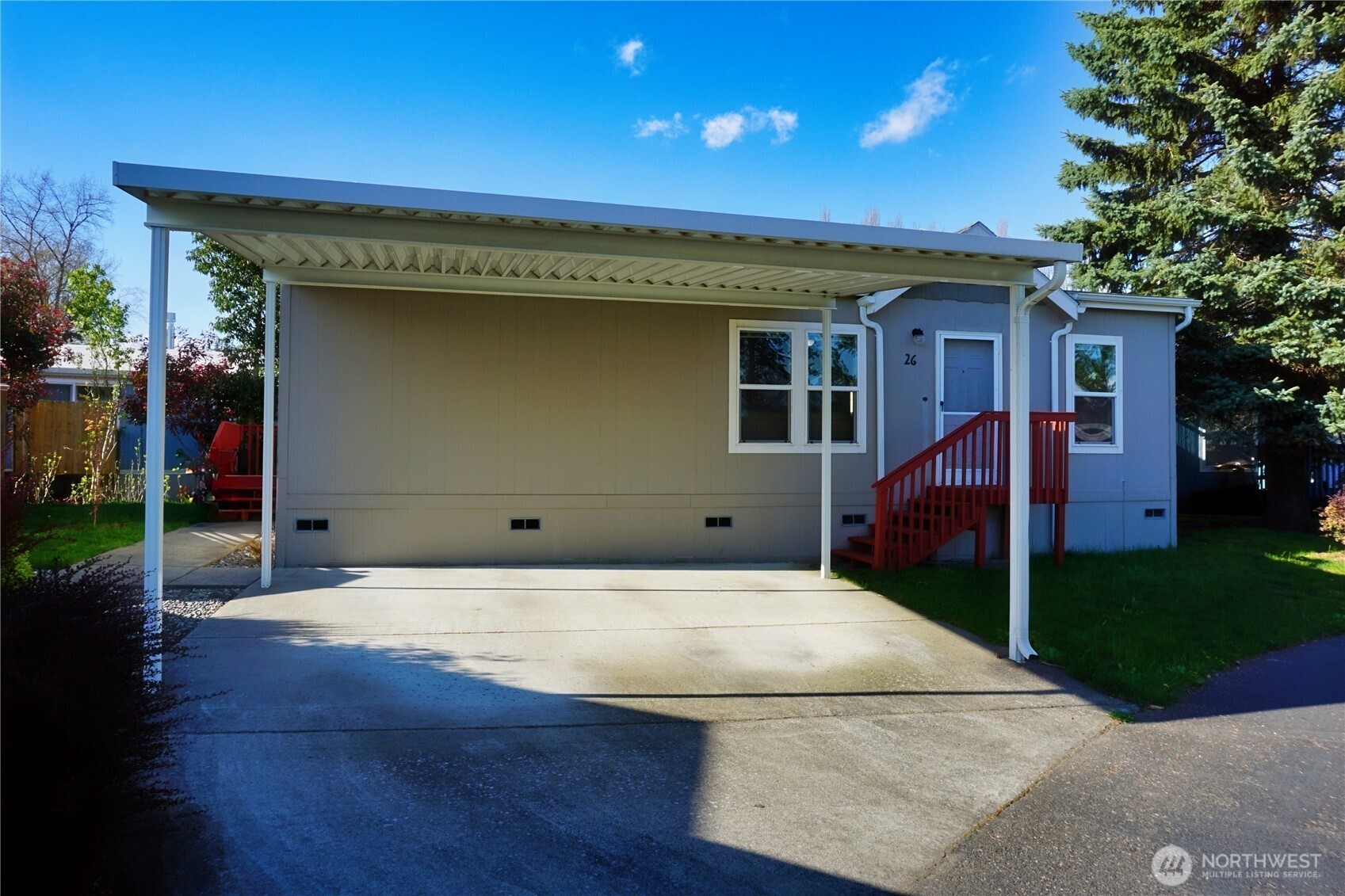 2350 Douglas Road 26