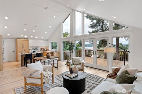 Photo of 4020 47th Avenue S, Seattle, WA 98118 (MLS # 2522893)