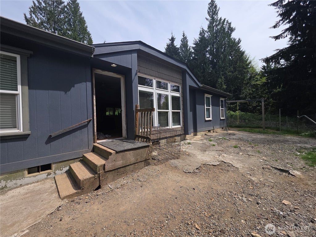 Photo of 6209 Grandview Road, Arlington, WA 98223 (MLS # 2573905)