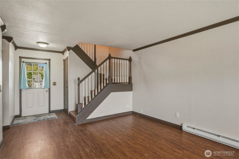 225 W Highland Avenue