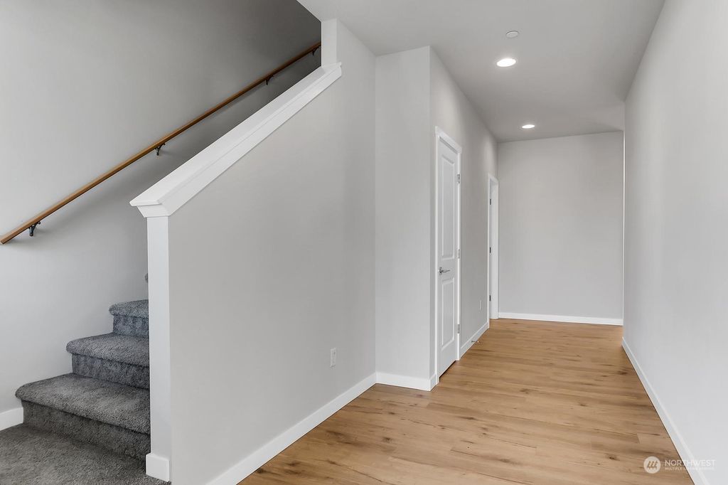 Photo of 8786 75th Place NE, Marysville, WA 98270 (MLS # 2162309)