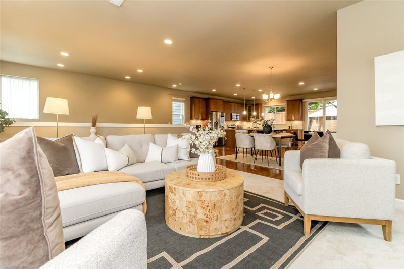 19619 10th Place S
