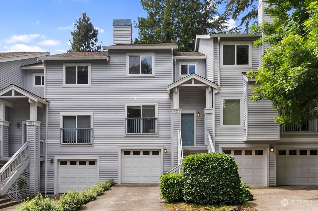 Photo of 9423 180th Avenue NE #3, Redmond, WA 98052 (MLS # 2249993)