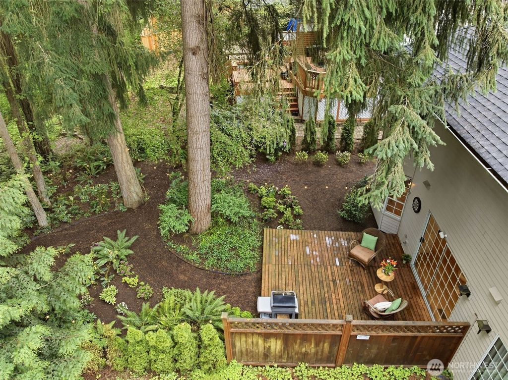 Photo of 8812 133rd Avenue NE, Redmond, WA 98052 (MLS # 2523353)
