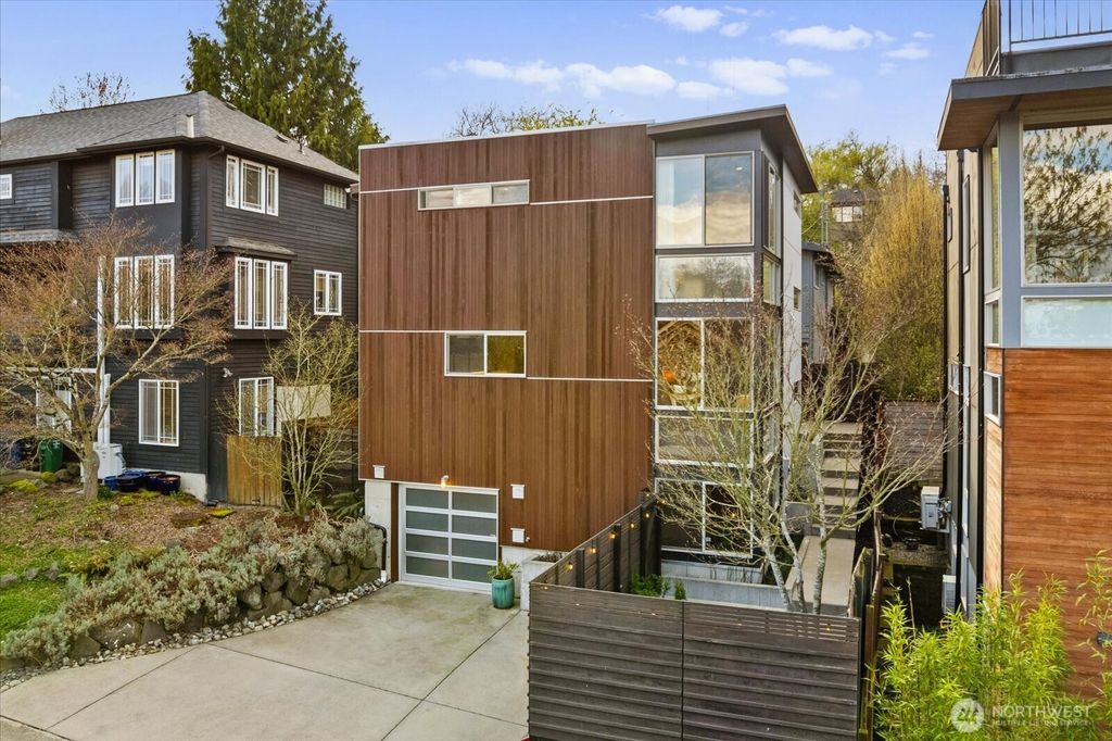 Photo of 1706 26th Avenue, Seattle, WA 98122 (MLS # 2354017)