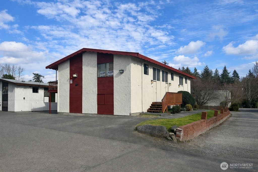 Photo of 8803 23rd Avenue NE, Seattle, WA 98115 (MLS # 2485941)