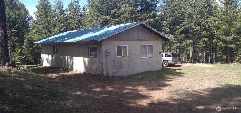 Photo of 51 Trap Line Loop Road, Oroville, WA 98844 (MLS # 2503992)