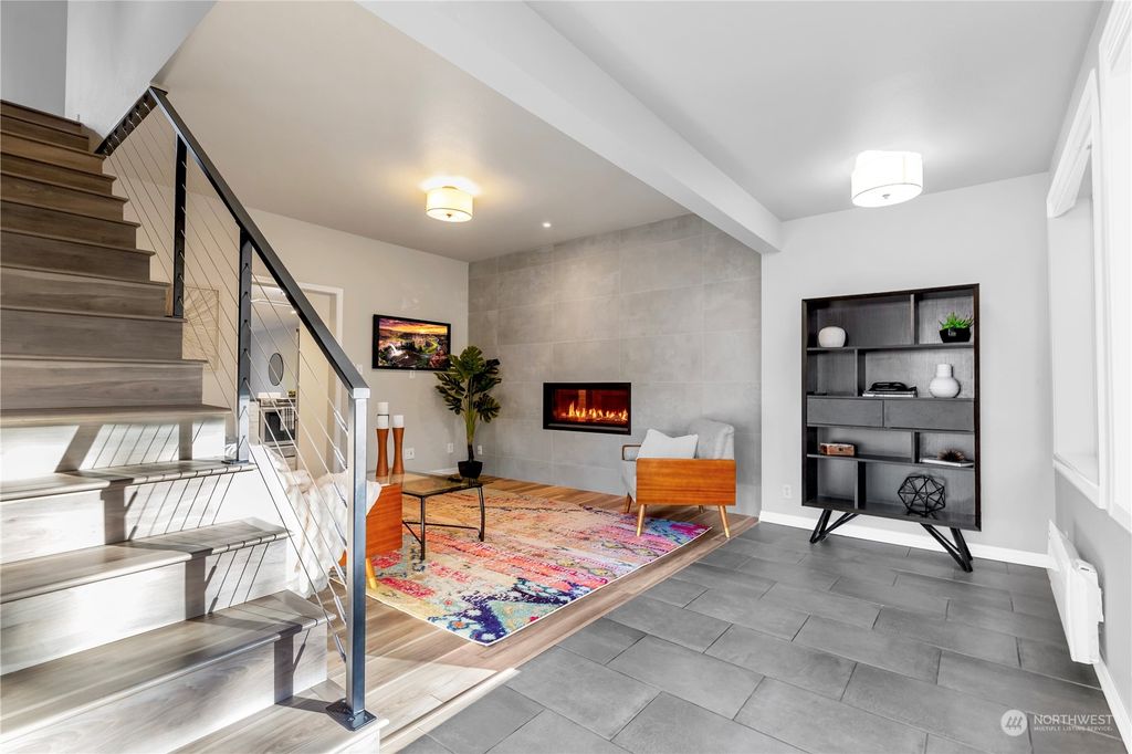 Photo of 3118 W Government Way, Seattle, WA 98199 (MLS # 2017365)