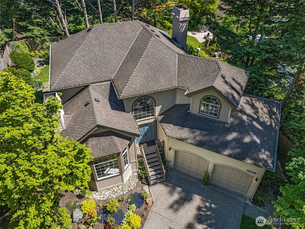 Photo of 12346 76th Avenue NE, Kirkland, WA 98034 (MLS # 2350036)