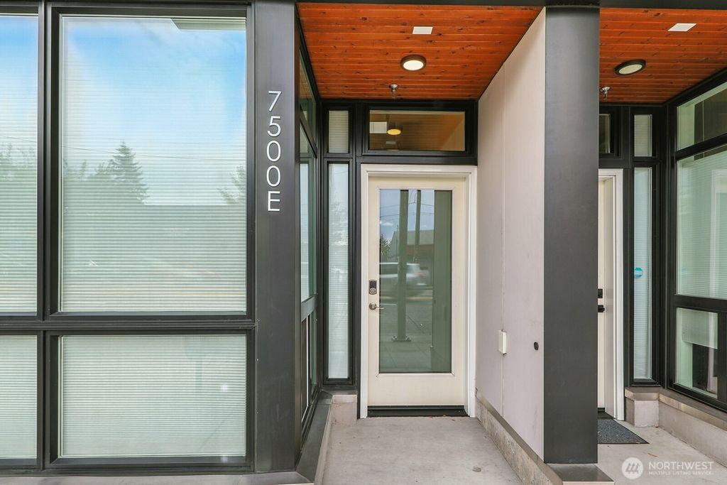 Photo of 7500 15th Avenue NW #E, Seattle, WA 98117 (MLS # 2423259)