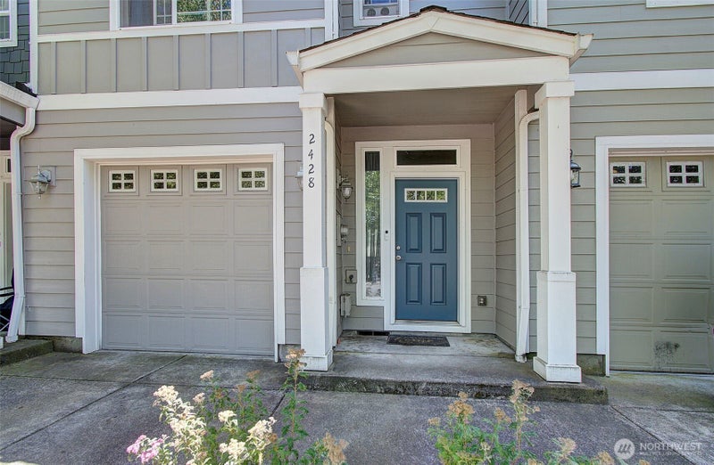 2428 NE 113th Court