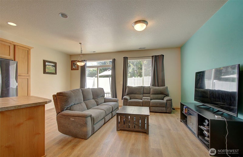 2428 NE 113th Court