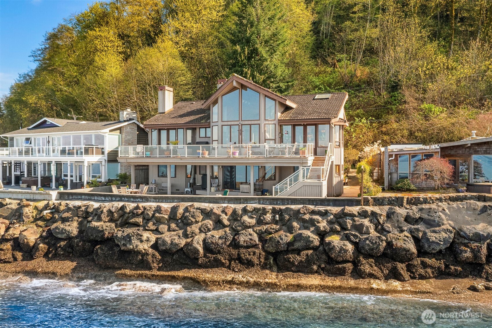 10885 Point Vashon Drive SW