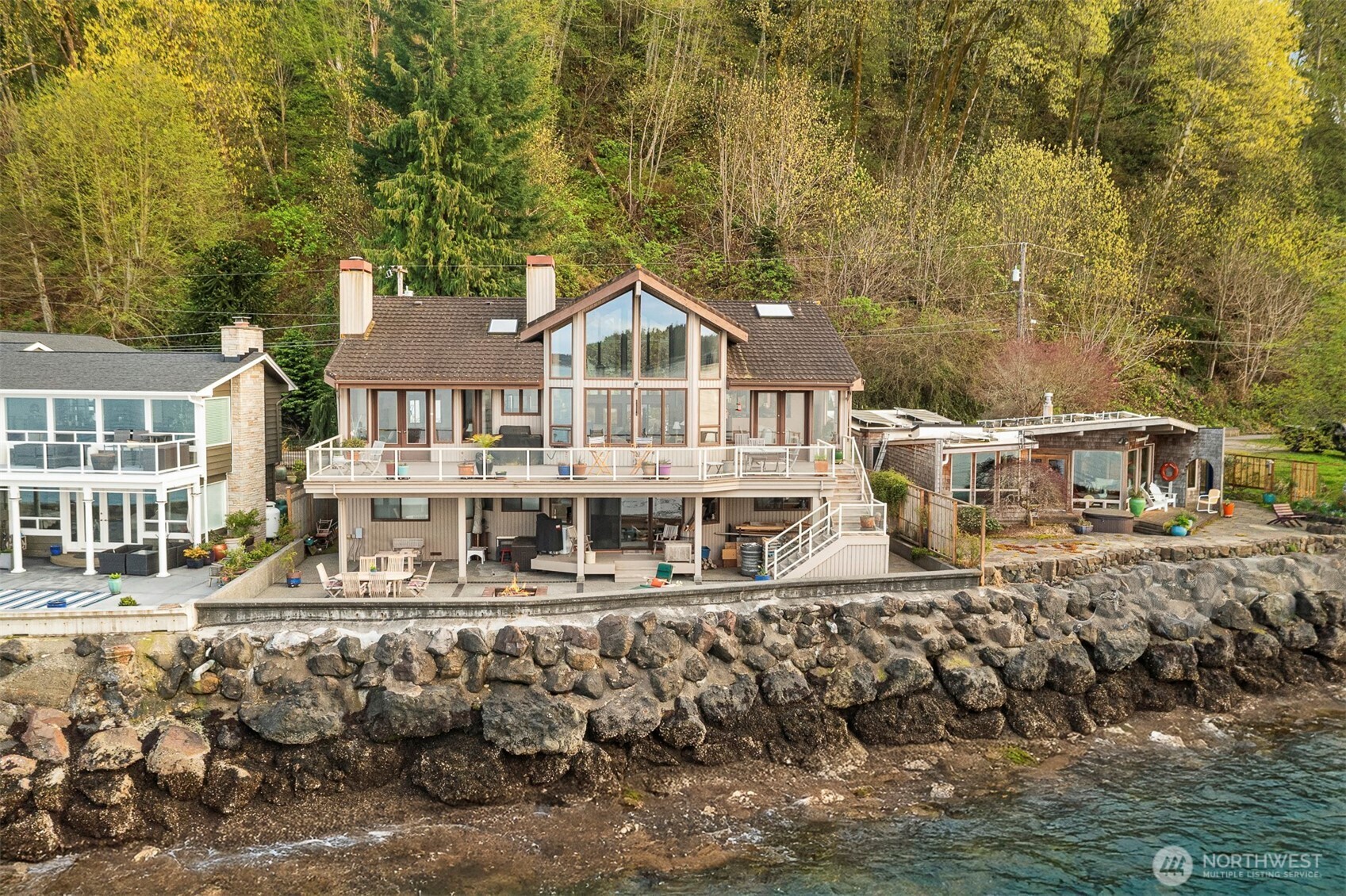 10885 Point Vashon Drive SW