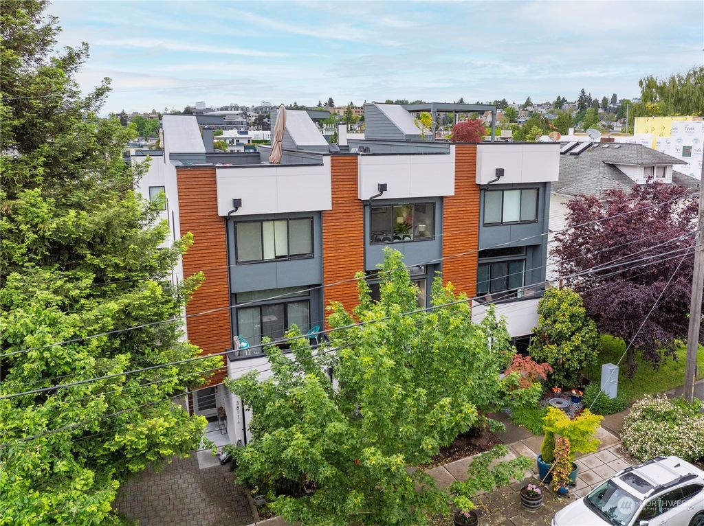 Photo of 3811 Ashworth Avenue N #B, Seattle, WA 98103 (MLS # 2233781)