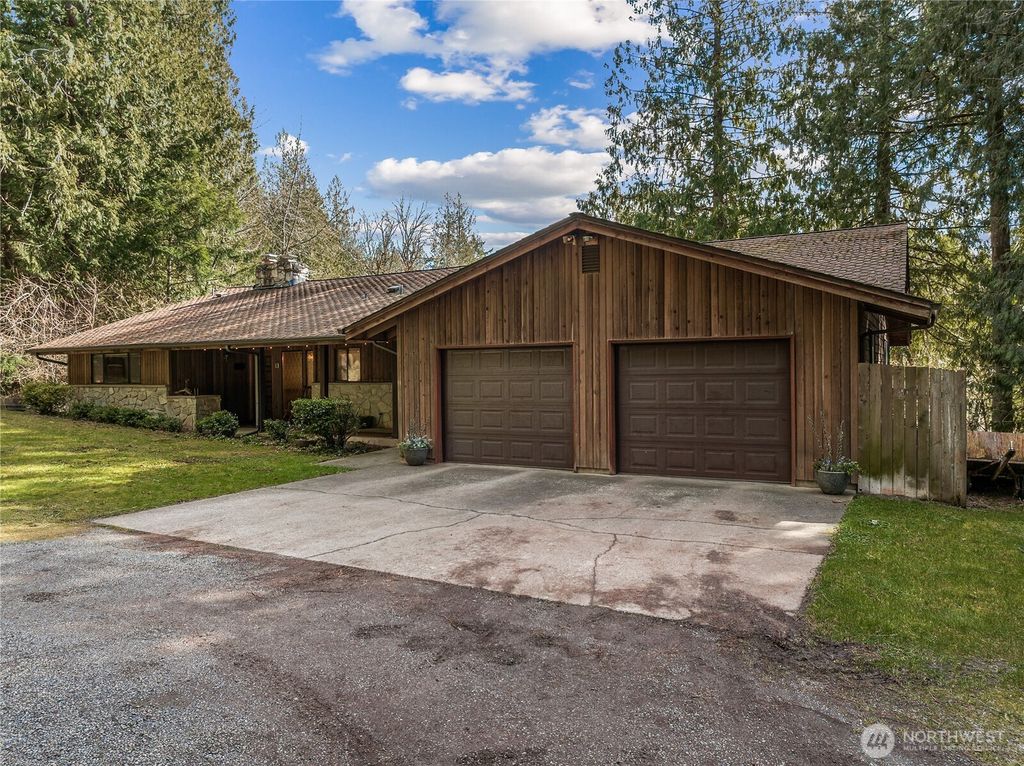 Photo of 30703 SE 408th Street, Enumclaw, WA 98022 (MLS # 2343446)