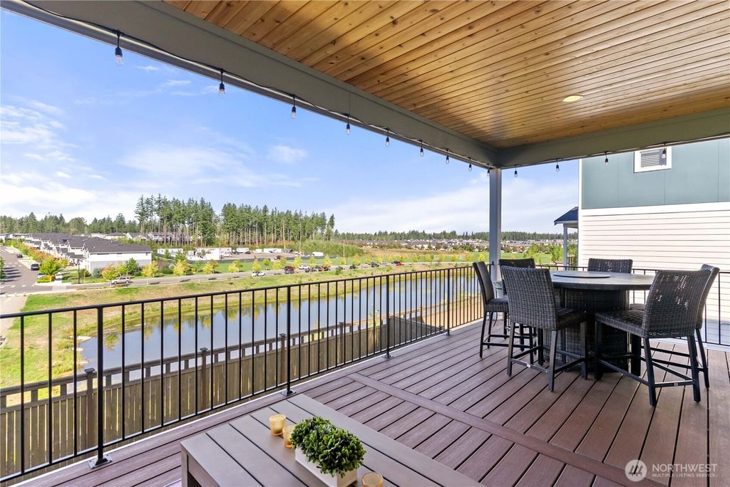 Photo of 33473 Walnut Avenue SE, Black Diamond, WA 98010 (MLS # 2478570)