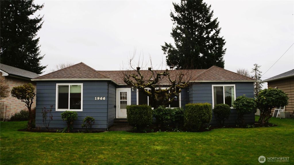 Photo of 1966 Wilson Ave. Ave, Enumclaw, WA 98022 (MLS # 2495230)