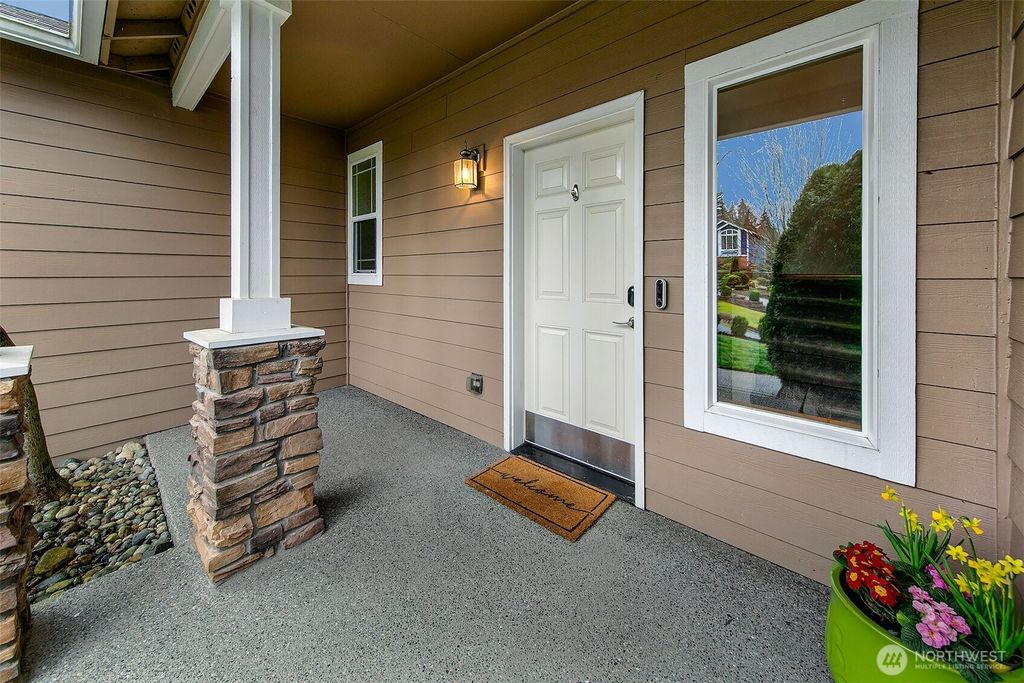 Photo of 309 150th Street SE, Lynnwood, WA 98087 (MLS # 2315405)