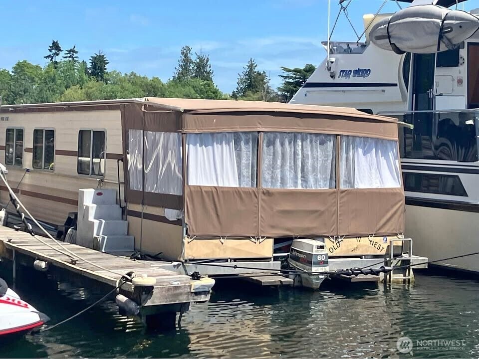 9050 Seward Park Avenue S A-2