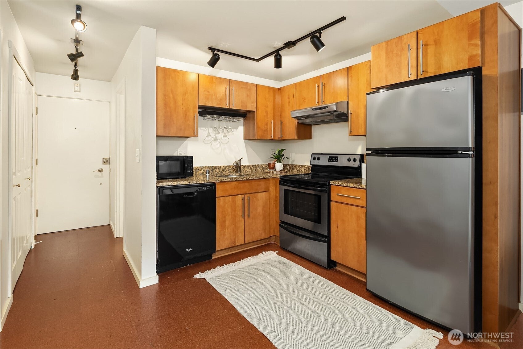 1707 Boylston Avenue 206