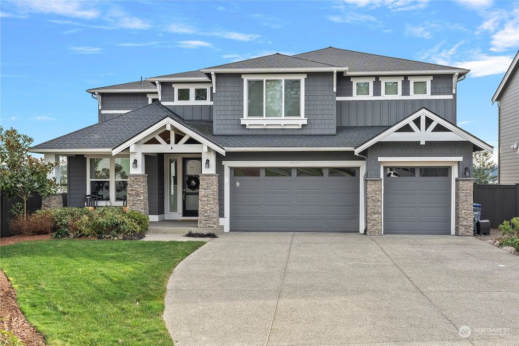 Photo of 10816 NE 193rd Street, Bothell, WA 98011 (MLS # 2192197)