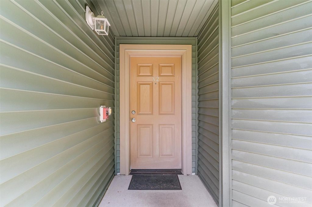 Photo of 15325 SE 155 Place #N-2, Renton, WA 98058 (MLS # 2395038)