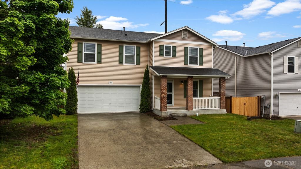 Photo of 8422 175th Street Ct E, Puyallup, WA 98375 (MLS # 2525704)