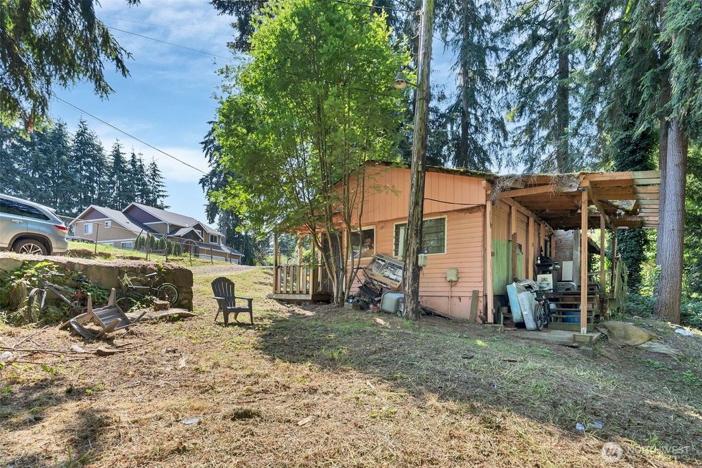 Photo of 12630 Waltham Drive, Everett, WA 98208 (MLS # 2438732)