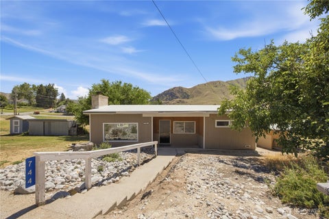 Photo of 744 Riverview Cemetery Road, Chelan, WA 98816 (MLS # 2543140)