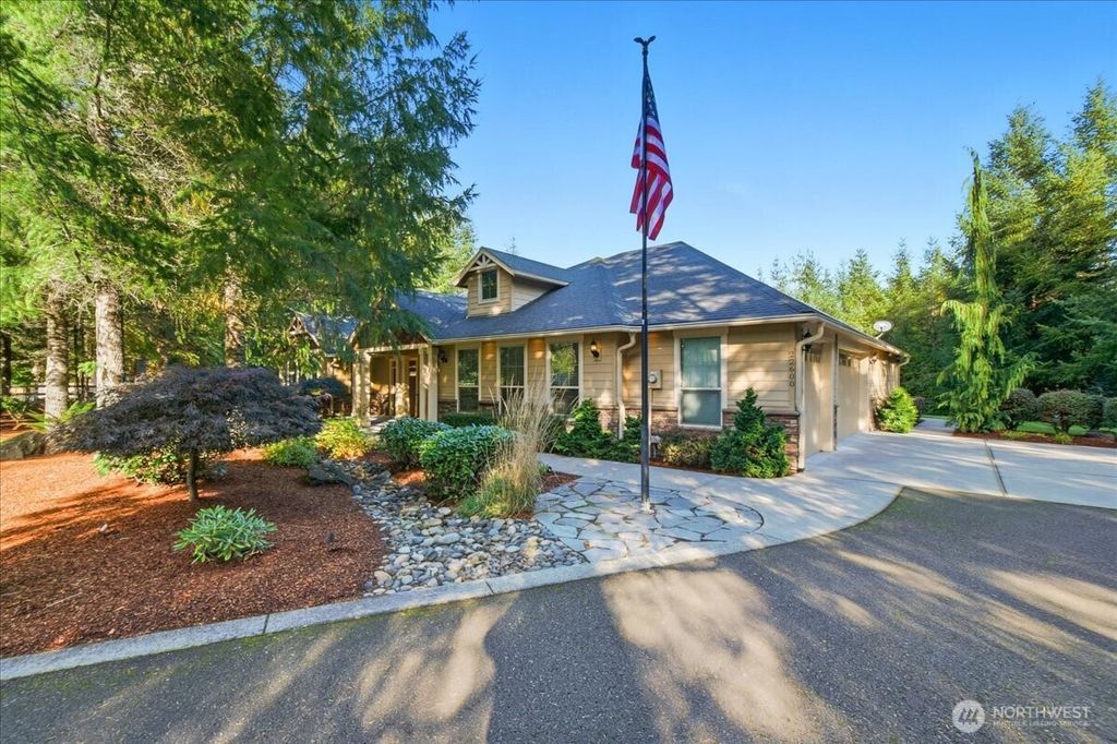 Photo of 22600 NE 216th Circle, Battle Ground, WA 98604 (MLS # 2448751)