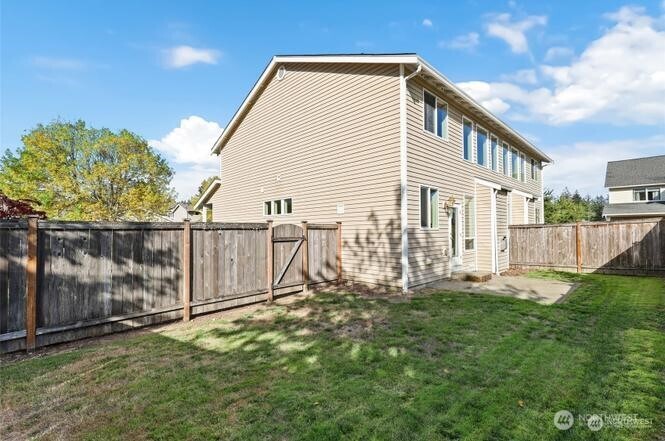 3145 5th Avenue NW