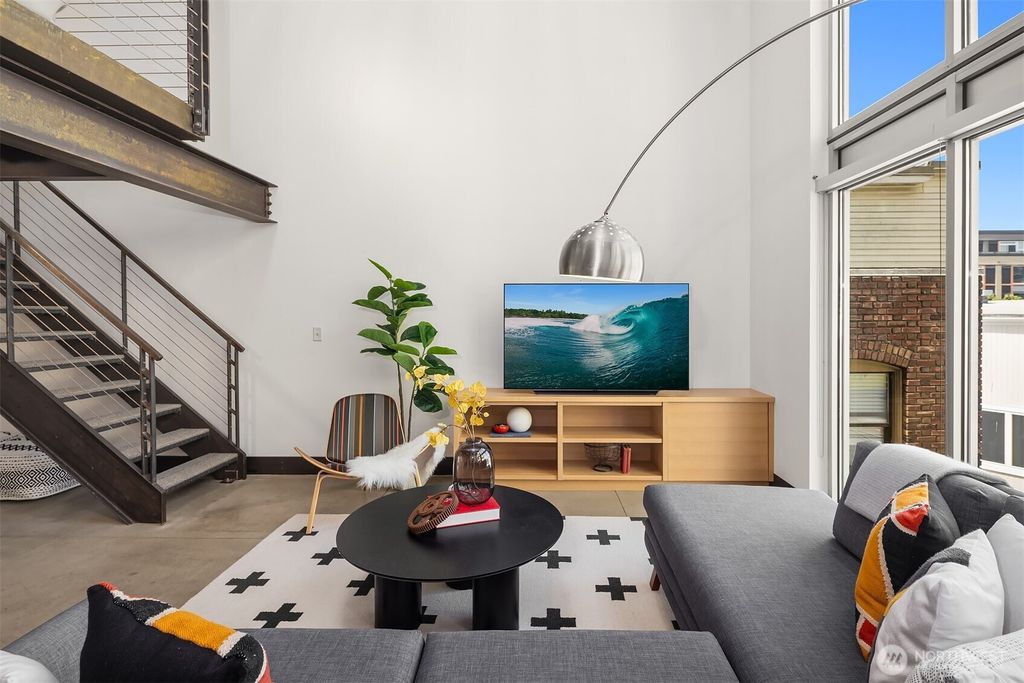 Photo of 1310 E Union Street #401, Seattle, WA 98122 (MLS # 2382868)