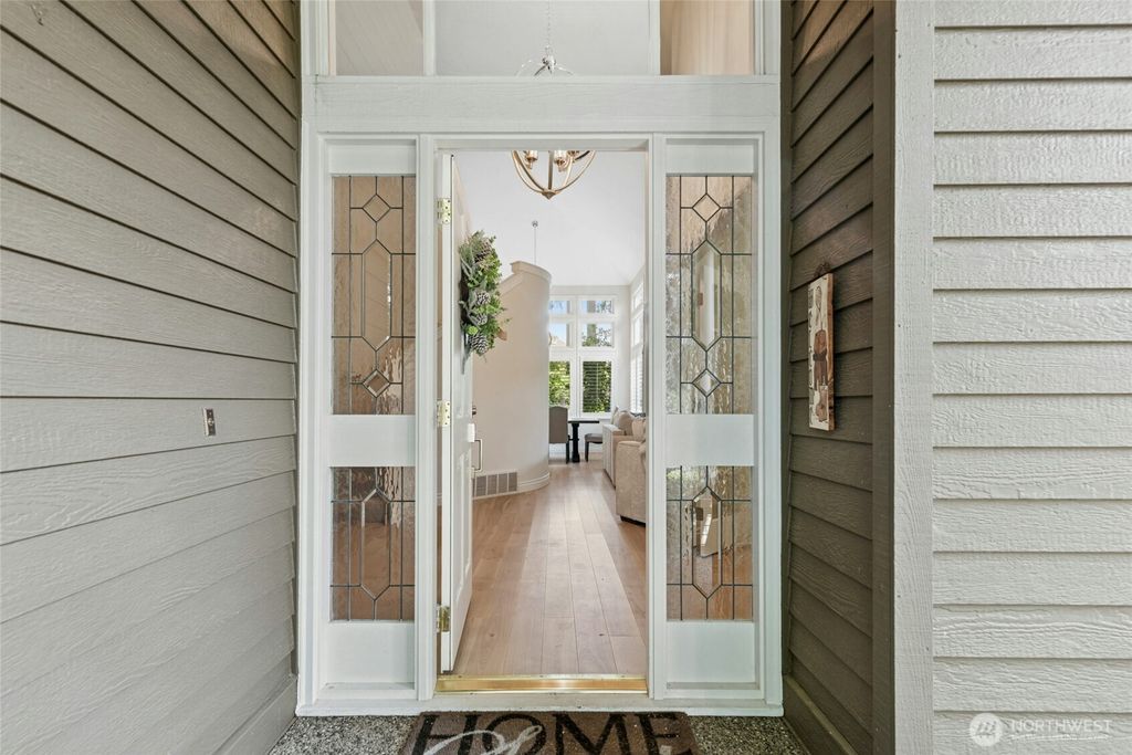 Photo of 11629 E Oakmont Drive, Mukilteo, WA 98275 (MLS # 2500444)