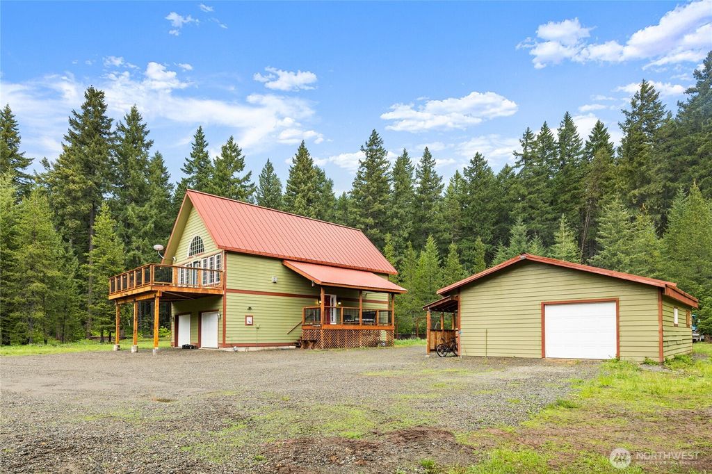 Photo of 670 Silver Creek Road, Easton, WA 98925 (MLS # 2524547)