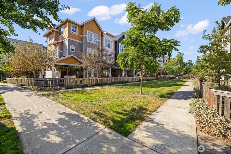 3430 SW Graham Street 903