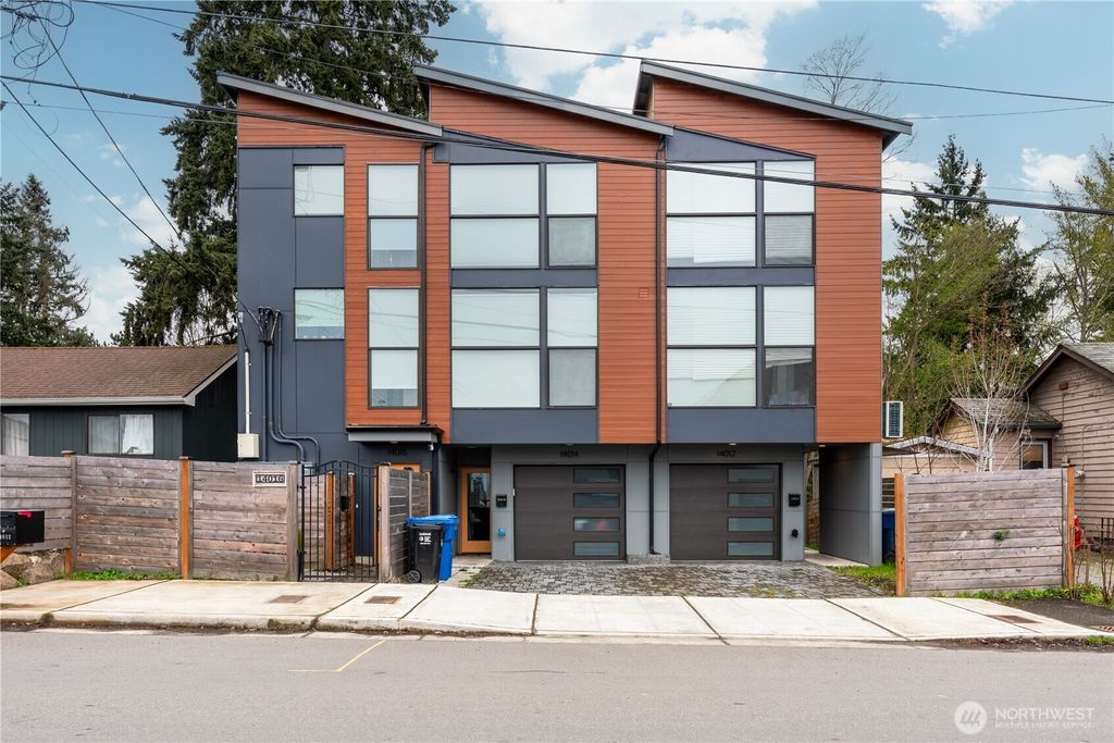 Photo of 14012 Midvale Avenue N, Seattle, WA 98133 (MLS # 2422843)
