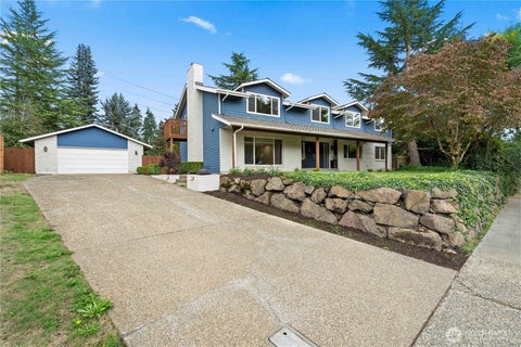 Photo of 19506 134th Avenue SE, Renton, WA 98058 (MLS # 2586695)