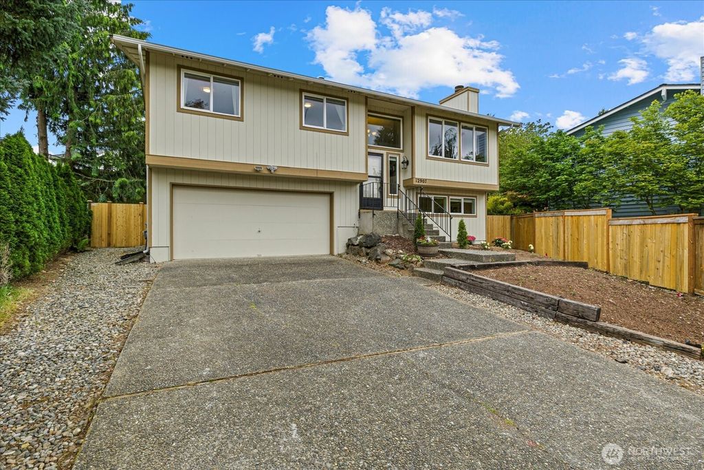 Photo of 12907 87th Avenue NE, Kirkland, WA 98034 (MLS # 2375601)