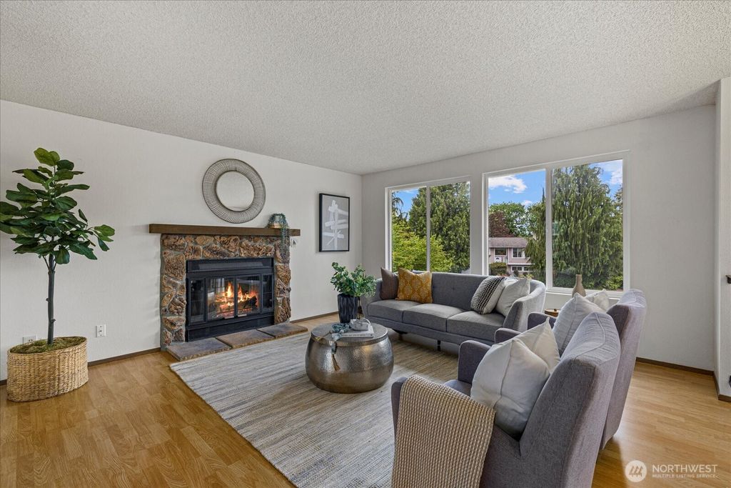 Photo of 12907 87th Avenue NE, Kirkland, WA 98034 (MLS # 2375601)