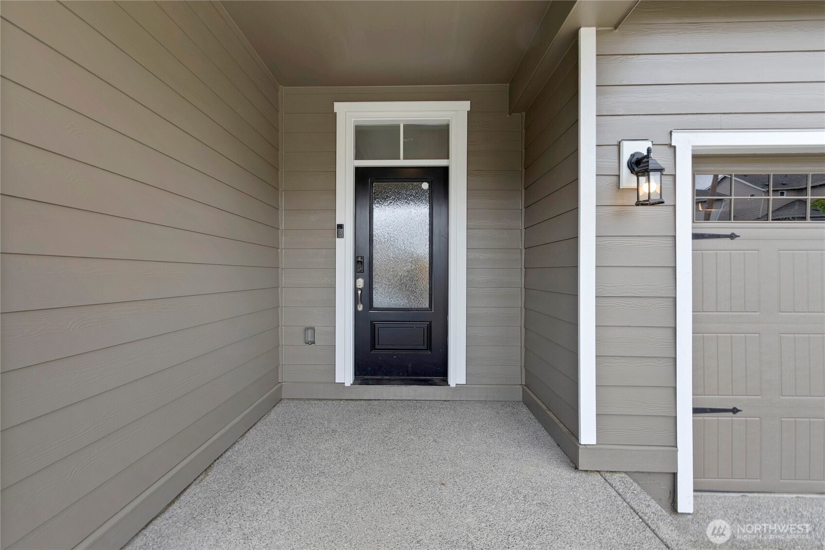 1003 Petersen Drive E