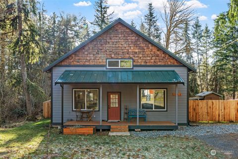 31012 554th Street E, Ashford, WA 98304 - MLS#: 2325163