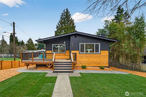 Photo of 9400 12th Avenue SW, Seattle, WA 98106 (MLS # 2487979)