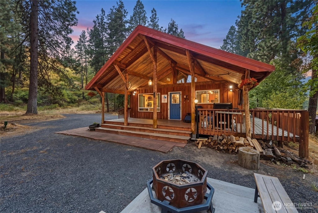 Photo of 106 Wolf Ridge Lane, Dayton, WA 99328 (MLS # 2572699)
