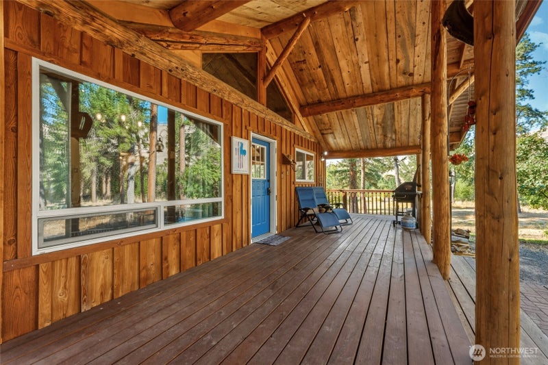 106 Wolf Ridge Lane