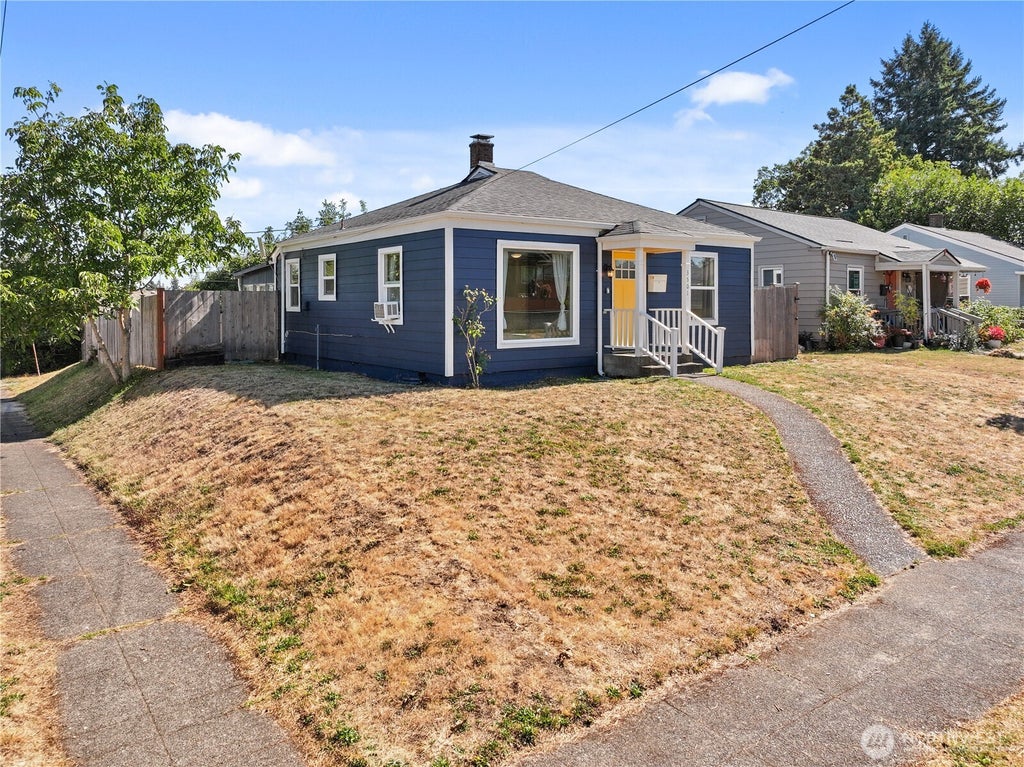 Photo of 3501 S Asotin Street, Tacoma, WA 98418 (MLS # 2580212)