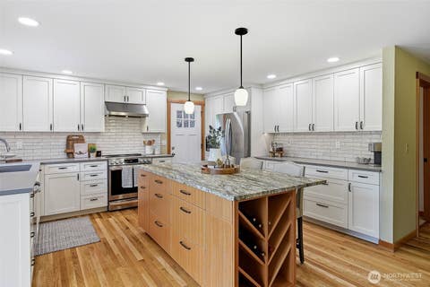 Photo of 10611 237th Place SW, Edmonds, WA 98020 (MLS # 2529221)