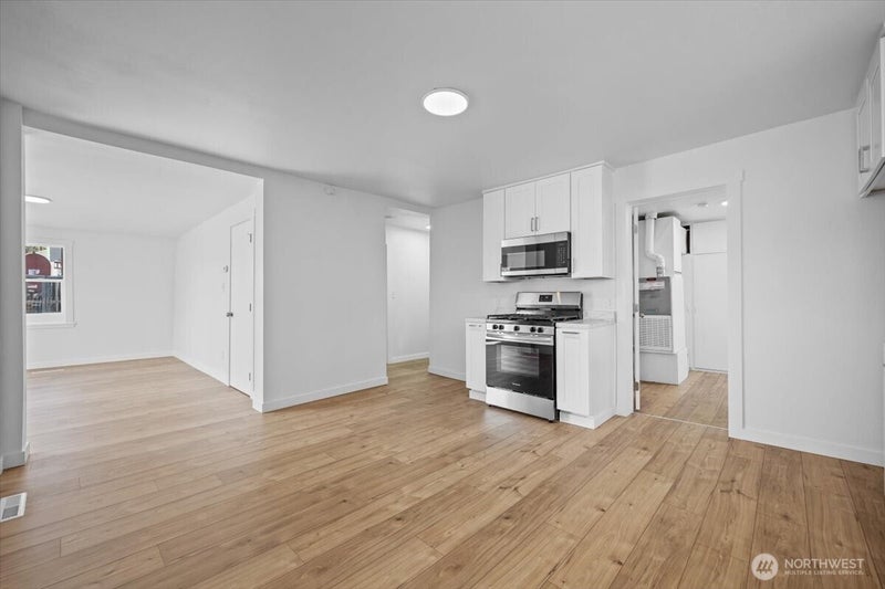106 W Birch Avenue
